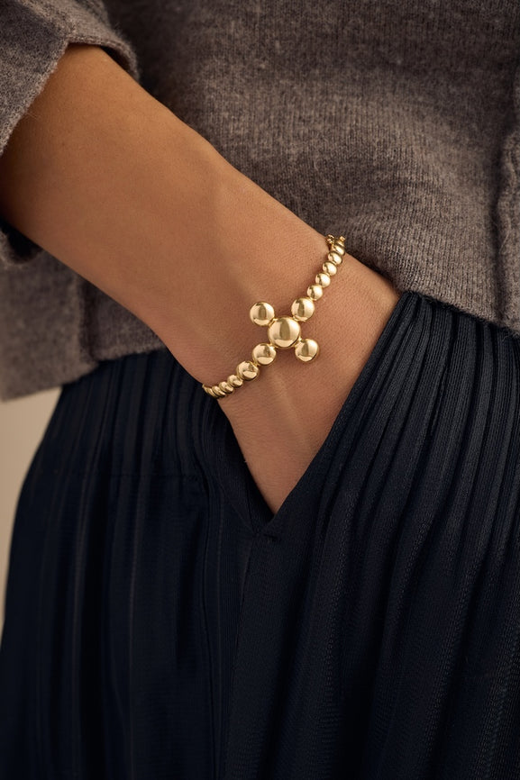 Bangle Cross Bracelet in 18K Gold | Circle of Blessings