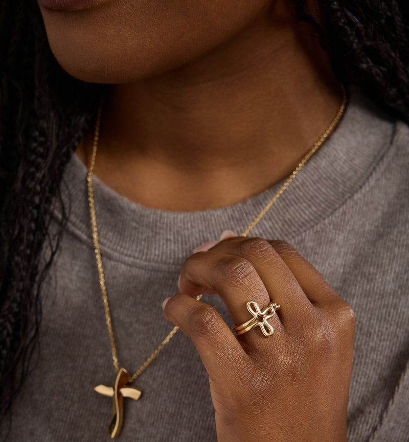 Sideways Cross Ring in 18K Gold | Tear Drops